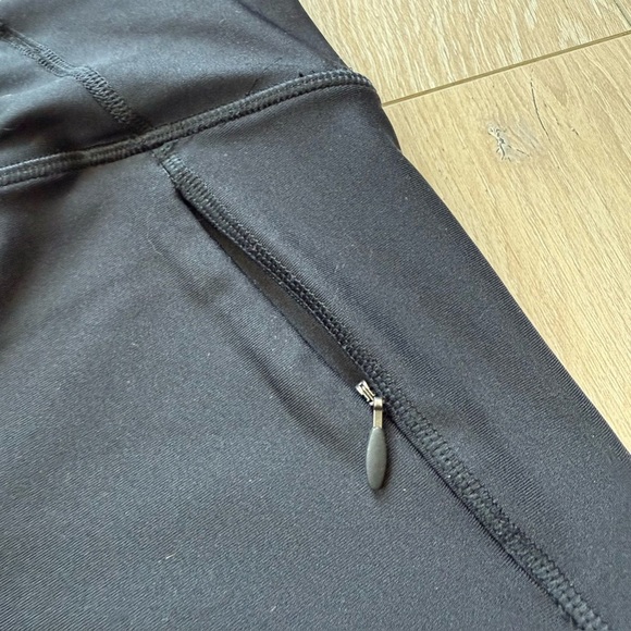 Under Armour Compression Leggings with Geometric Design Women’s Size Small - Picture 9 of 11